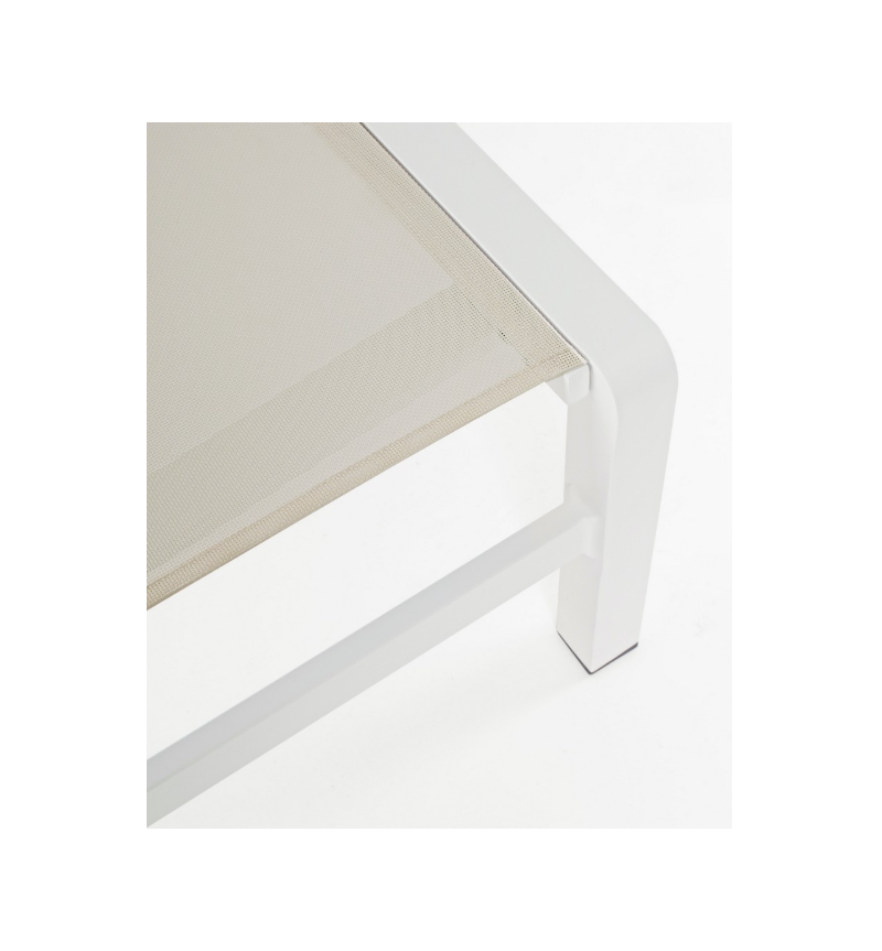 Tumbona Konnor BIZZOTTO blanca apilable – BHOME by Arredi Barbàra