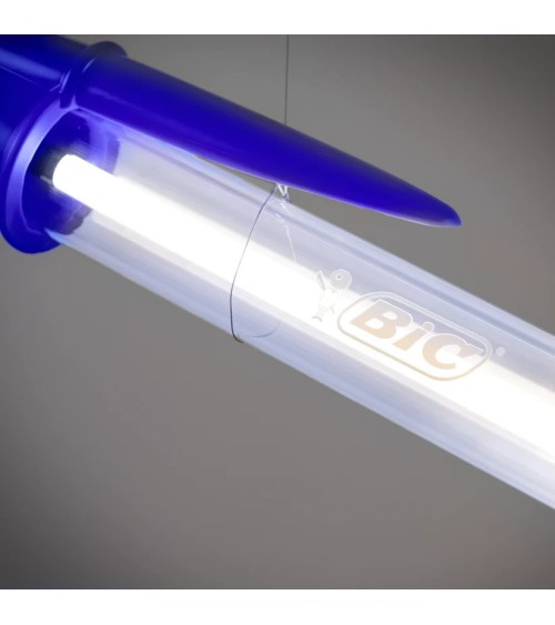 Lampada da terra “BIC Lamp – Blu” – SELETTI