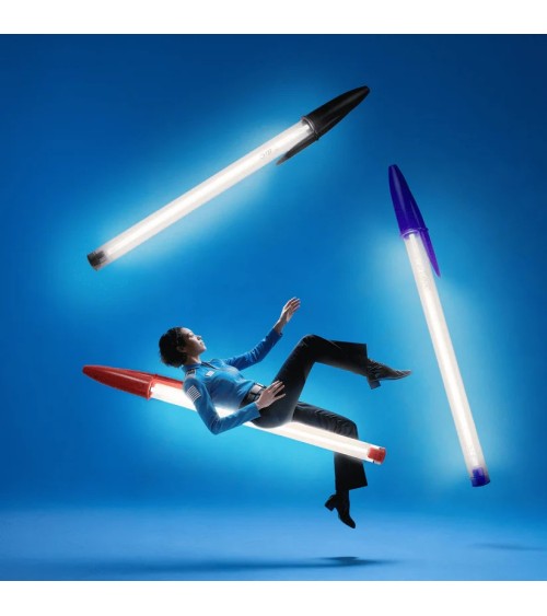 Lampada da terra “BIC Lamp – Nera” – SELETTI