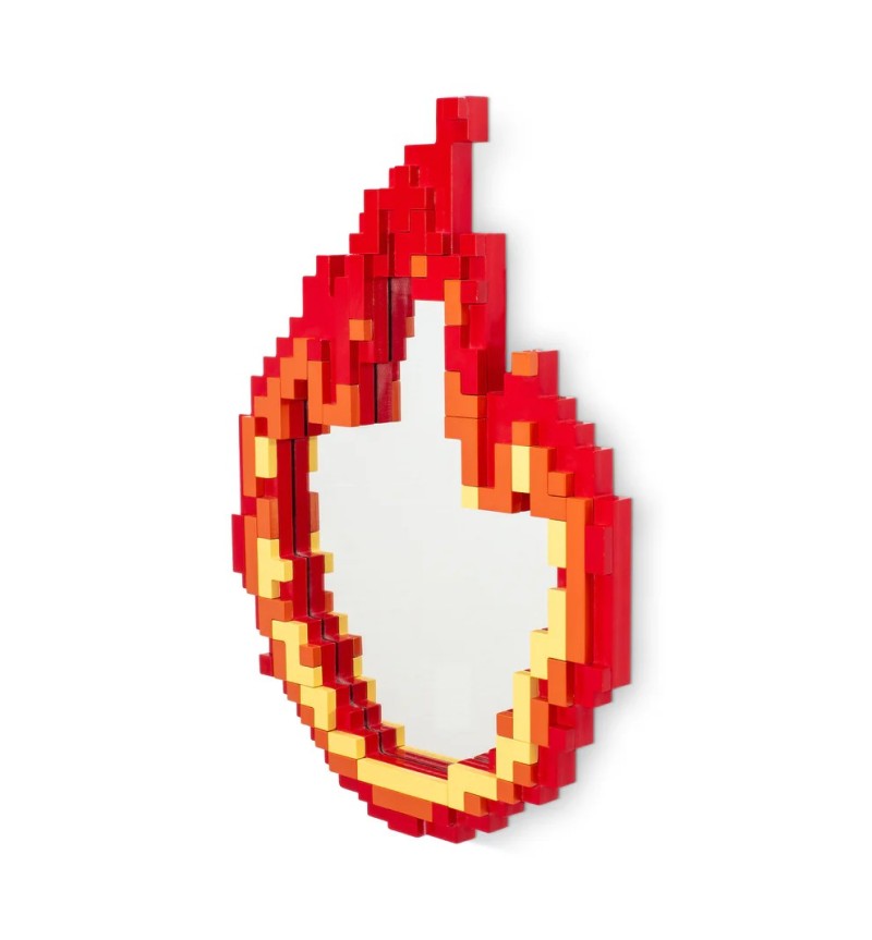 Specchio “Pixel Mirror – Flame” – SELETTI