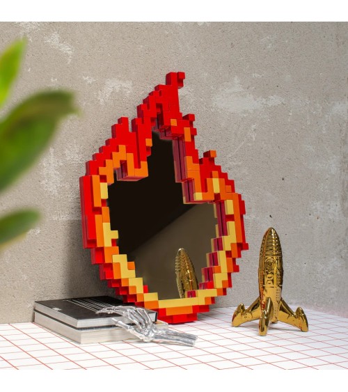 Specchio “Pixel Mirror – Flame” – SELETTI