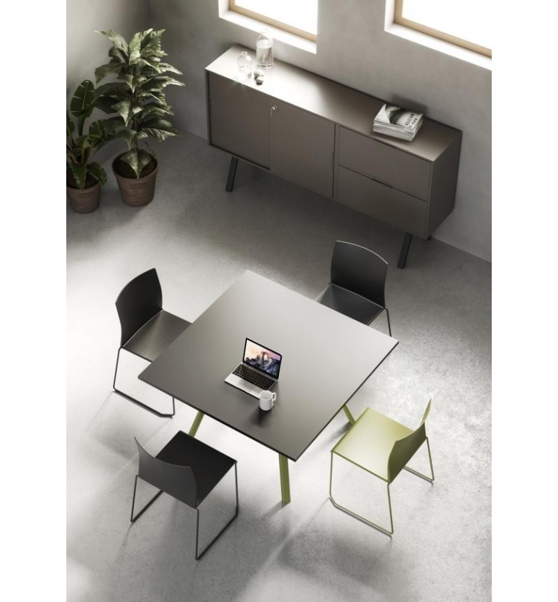 Artesia Stuhl GABER stapelbar contract design | BHOME