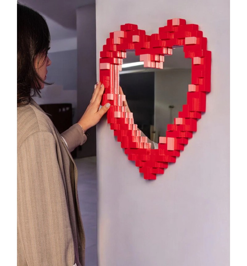 Specchio “Pixel Mirror – Heart” – SELETTI