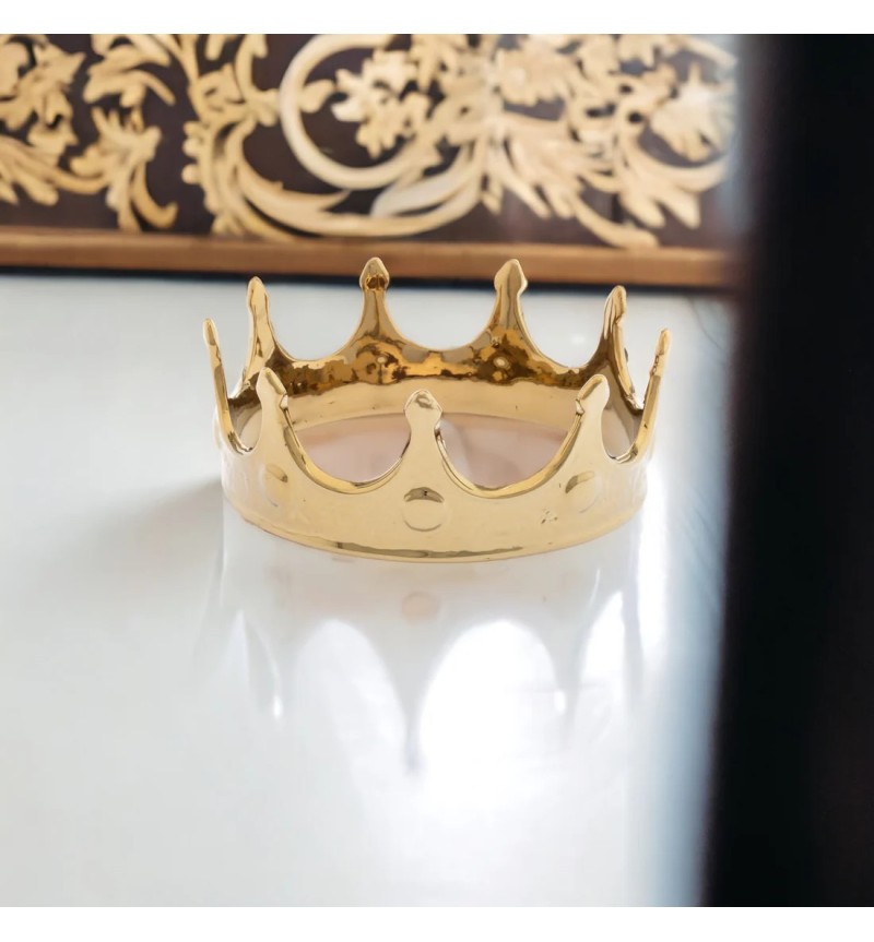 Oggetto decorativo “Memorabilia Gold My Crown” – SELETTI