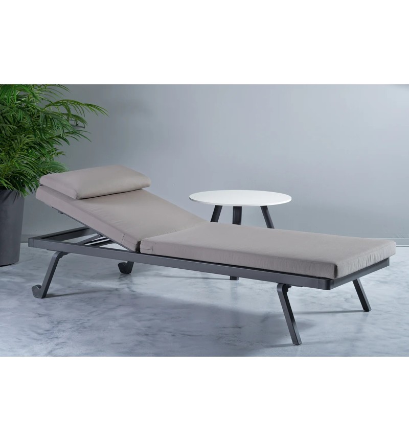 Lettino Etesian Lounger GABER piscina design | BHOME