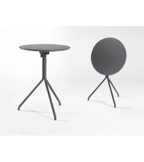 Lol Plus table GABER stackable outdoor design | BHOME