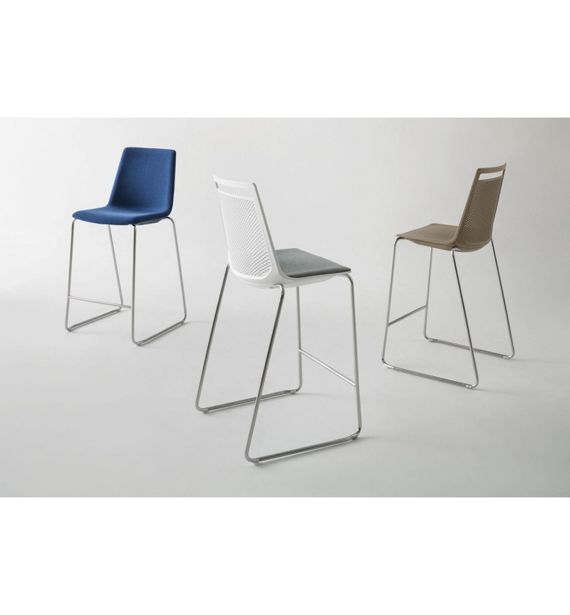 Akami Hocker GABER ergonomisch Design | BHOME