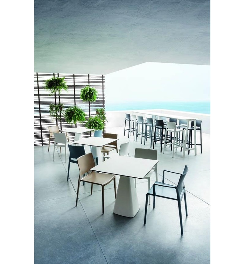 Bakhita Stuhl GABER stapelbar Design | BHOME