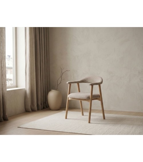 Nordic beige chair with armrests – ACT DISTRIBUZIONE