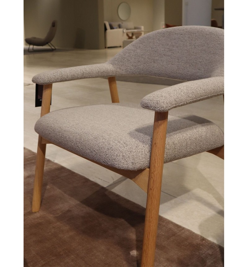 Silla lounge Addi en bouclé beige – ACT DISTRIBUZIONE