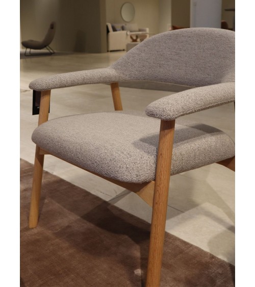 Addi beige bouclé lounge chair – ACT DISTRIBUZIONE