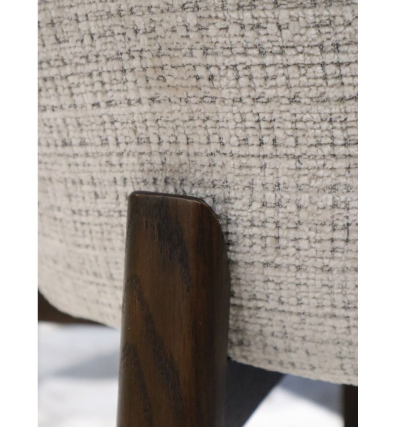 Sedia Darlene beige con gambe legno – ACT DISTRIBUZIONE