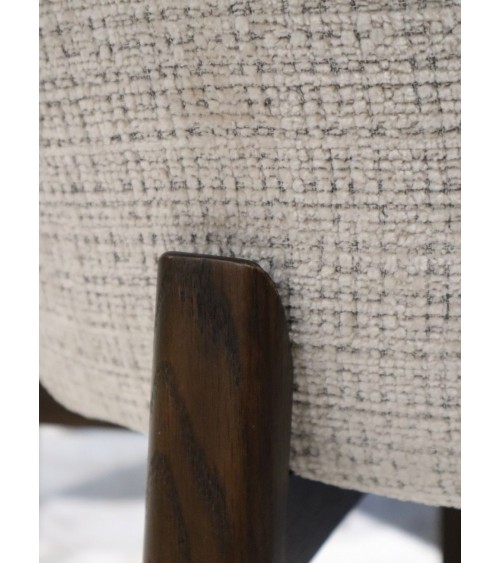 Darlene beige chair with wooden legs – ACT DISTRIBUZIONE