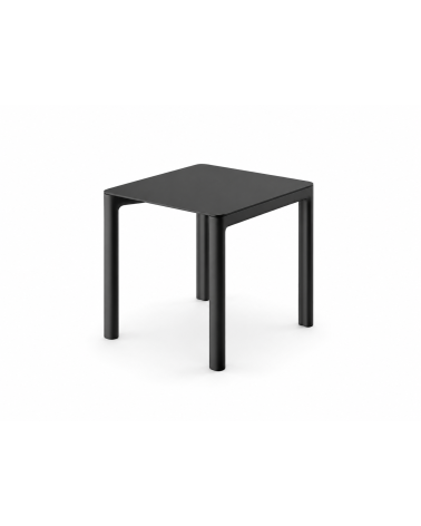 Table Chloé outdoor avec plateau HPL – PLUST | Bhome