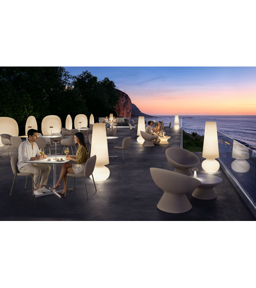 Poltroncina Fade outdoor con gambe in metallo – PLUST | Bhome