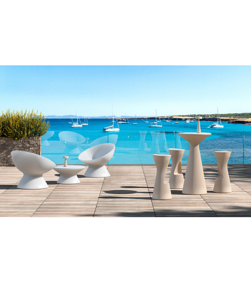 Fade Stool outdoor stool with footrest – PLUST | Bhome