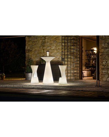 Fade Stool outdoor stool with footrest – PLUST | Bhome