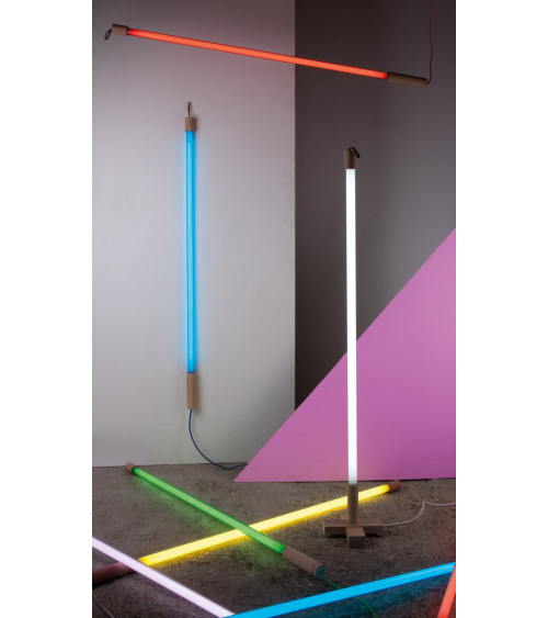 Lampada da parete "Linea LED Rosa" | BHOME by Arredi Barbàra