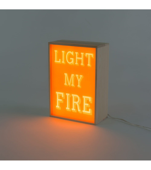 Lampada da tavolo "Lighthink Box Light my Fire / I have a dream / Happynest" | BHOME by Arredi Barbàra