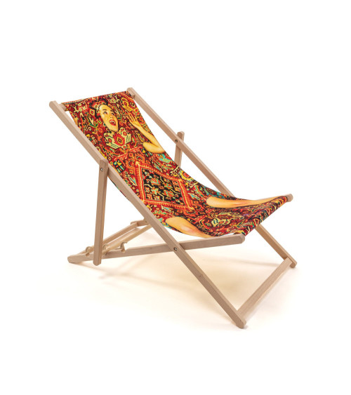 Außenrasur"Sdraio Pieghevole Lady On Carpet"im Holz:SELETTI | BHOME by Arredi Barbàra