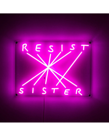 Lampada da parete "Resist Sister" | BHOME by Arredi Barbàra