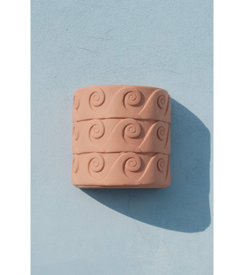 Vase"Magna Graecia Vaso da Muro in Terracotta Onde"cm. 25 x 16 x h. 25 –SELETTI | BHOME by Arredi Barbàra