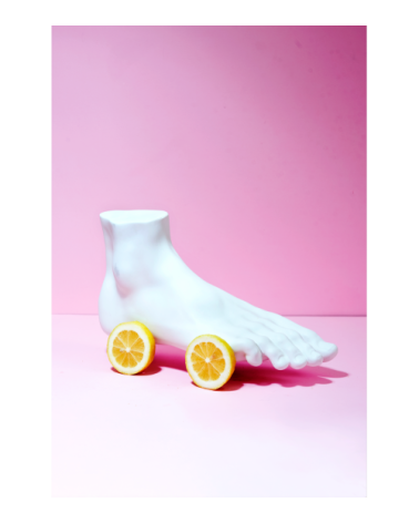 Dekorative Skulptur"Memorabilia Mvsevm Male Foot"cm 36 x 11 h. 21 –SELETTI | BHOME by Arredi Barbàra