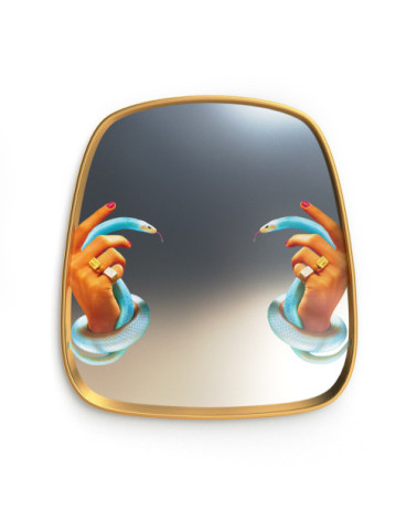 Espejo"Gold Frame Hands with Snakes"Cm 54 h. 59 –SELETTI | BHOME by Arredi Barbàra