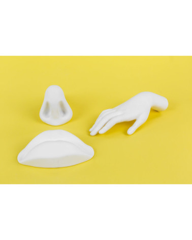 Sculpture décorative"Memorabilia Mvsevm Female Hand"cm 34,5 x 14 h 9 –SELETTI | BHOME by Arredi Barbàra