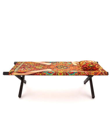 Lettino da esterno "Lettino da piscina - Lady on Carpet" | BHOME by Arredi Barbàra
