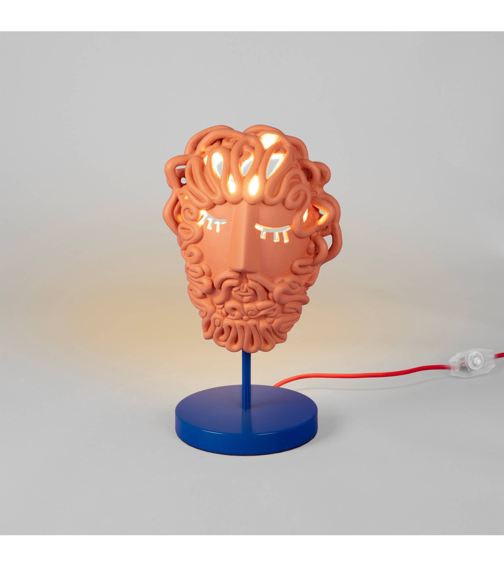 Lámpara de piso"Magna Graecia Lampada di Terracotta- Ulysse mask"cm. 24 x 14 x h.28 –SELETTI | BHOME by Arredi Barbàra