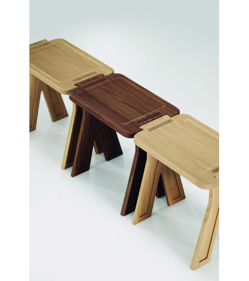 Sgabello Multibanqueta in rovere o noce | WEWOOD