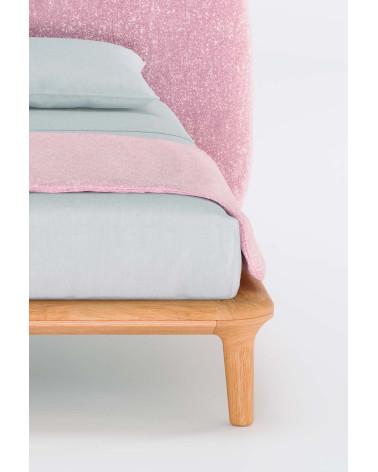 Cama Noray en madera maciza y tela | WEWOOD