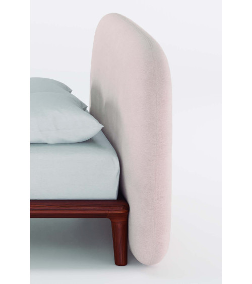 Noray Bett aus Massivholz und Stoff | WEWOOD