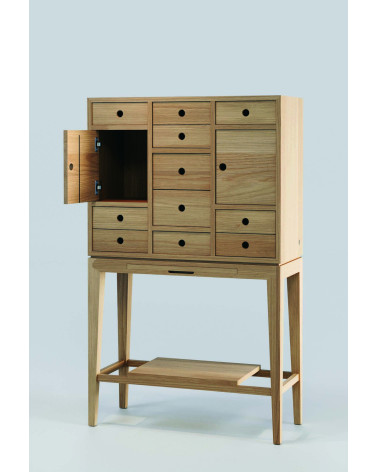 Contador II Sideboard aus Massivholz | WEWOOD
