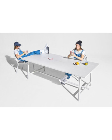 Tavolo da giardino "Fred's Table" – FATBOY | BHOME by Arredi Barbàra