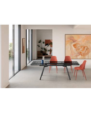 Mesa Tao 160/240 cm en cristal ahumado – IKONE Casa
