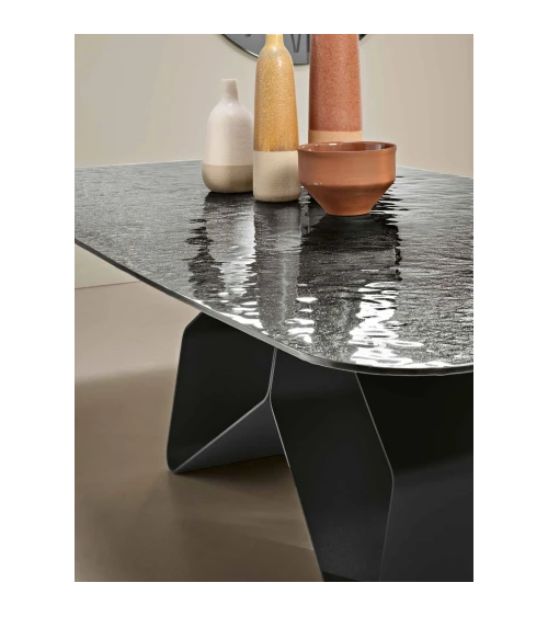 Tavolo “Swing” in vetro o ceramica | Capodarte Home