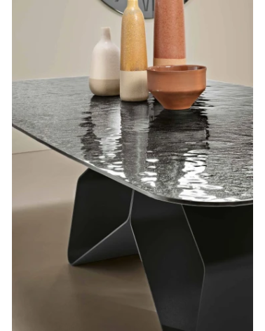 Tavolo “Swing” in vetro o ceramica | Capodarte Home
