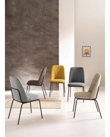 Flaca Upholstered Chair in Fabric | Capodarte