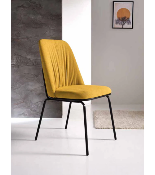 Flaca Upholstered Chair in Fabric | Capodarte