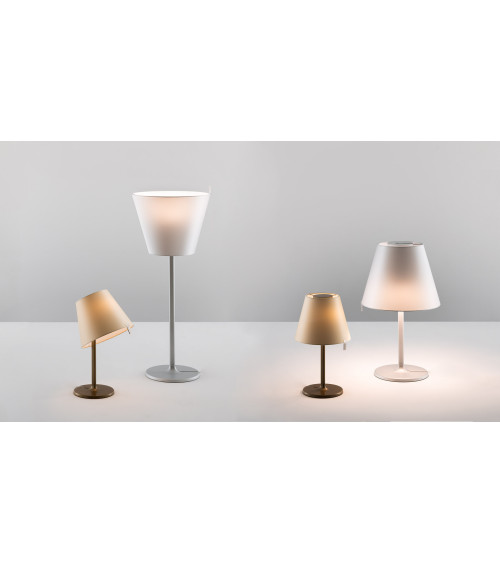Melampo Tavolo Artemide | Lampada da Tavolo | BHOME