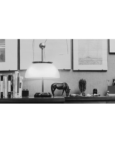 Alfa Artemide | Lampada da Tavolo Sergio Mazza | BHOME