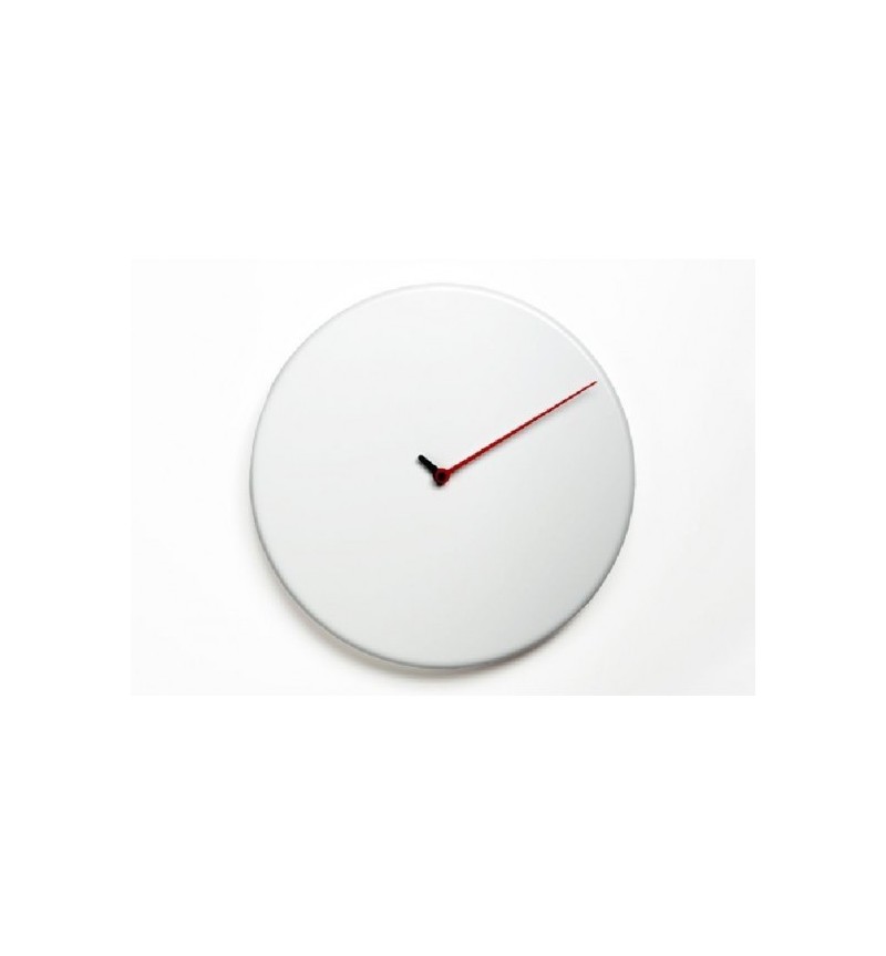 Designed by Alberto Sala, Less was born from the desire to rationalize the clock down to its purest form. The project reduces ev