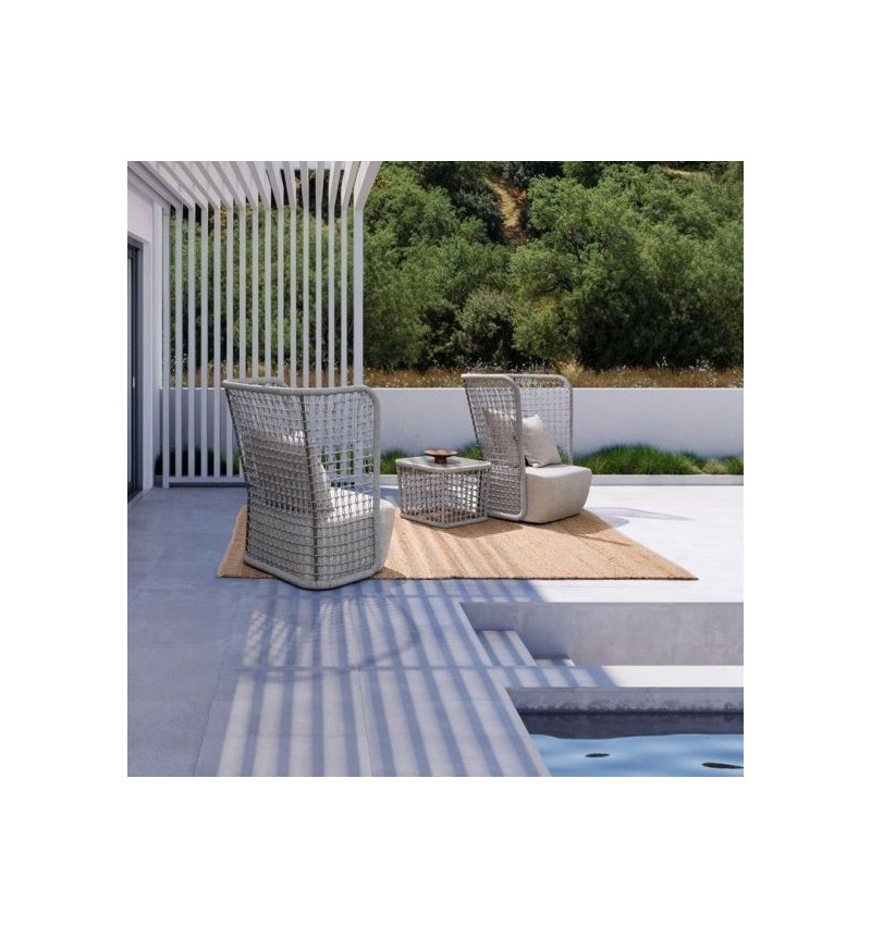 Technical specifications:  Type: Outdoor table  Structure material: Powder-coated aluminum (polyester)  Covering: Olefin rope we