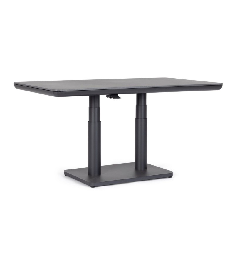 Struttura realizzata in alluminio verniciato a polvere (poliestere), progettata per un utilizzo outdoor continuativo. Il piano è