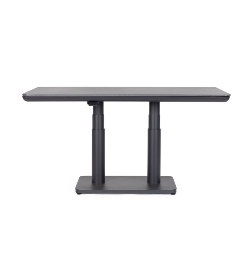 Struttura realizzata in alluminio verniciato a polvere (poliestere), progettata per un utilizzo outdoor continuativo. Il piano è