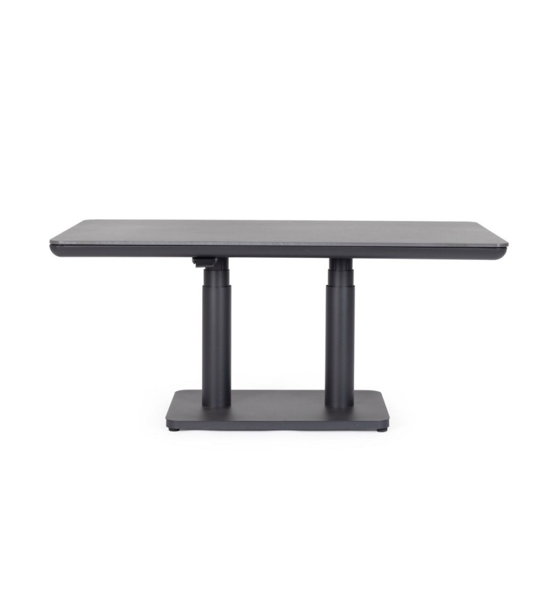 Struttura realizzata in alluminio verniciato a polvere (poliestere), progettata per un utilizzo outdoor continuativo. Il piano è