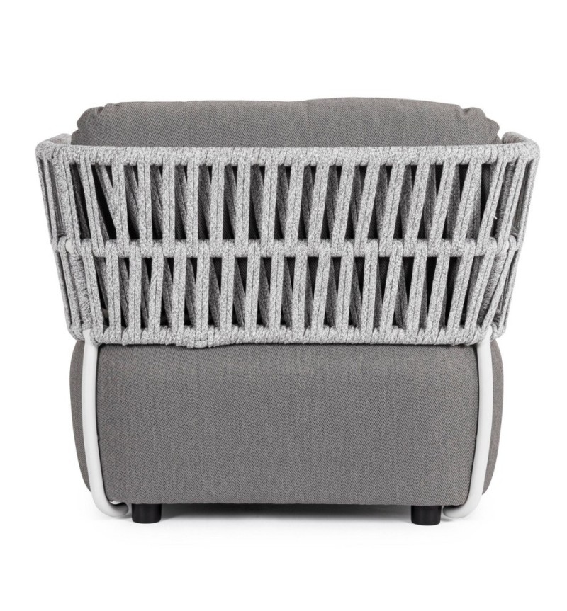 La poltrona PALMER appartiene alla collezione Bizzotto Homemotion ed è realizzata con struttura in alluminio verniciato a polver