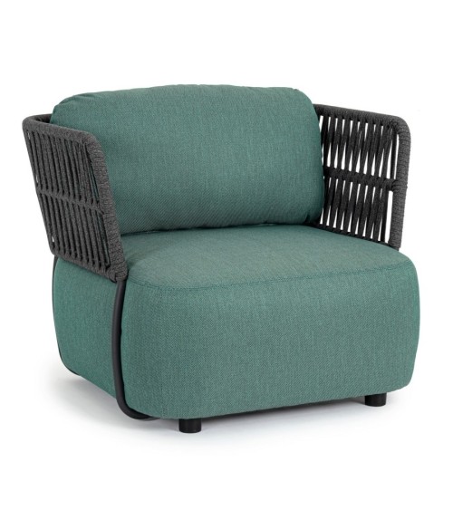 La poltrona PALMER appartiene alla collezione Bizzotto Homemotion ed è realizzata con struttura in alluminio verniciato a polver